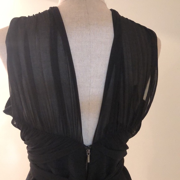 Gorgeous Bebe dress - Picture 4 of 8